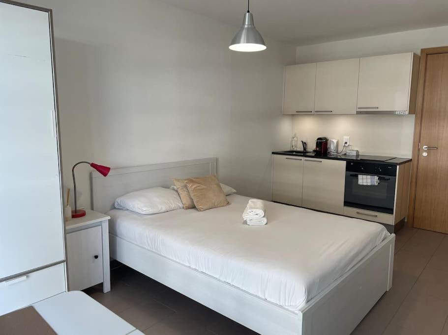 Joli Studio Confortable ! Prilly Exterior foto